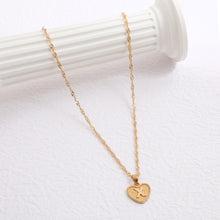 Load image into Gallery viewer, Simple Women&#039;s Heart Letter Necklace Love Pendant Clavicle Chain