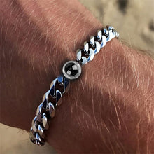 Load image into Gallery viewer, Titanium Steel Men And Women Personalized Photo Projection Custom Family Gathering Pet Couple Birthday Memory Bracele