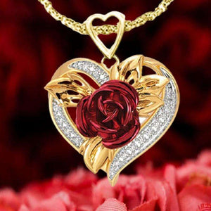 Heart-shaped Red Rose pendant Necklace